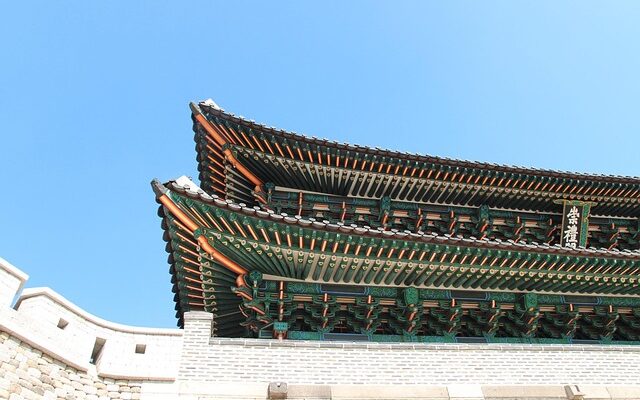 매일 똑같지만 매일 다른 이야기 서울여행책 지금 만나보세요