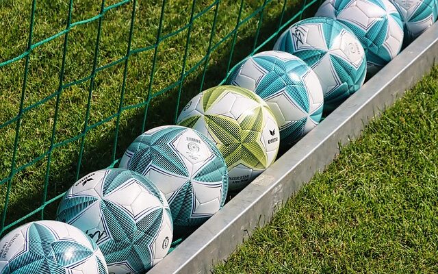 그냥 아무 생각 없이 읽기 좋은 이야기 축구작전판 지금 만나보세요