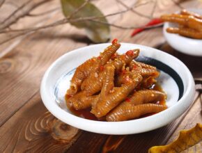 텅 빈 거리에서 발견한 이상한 풍경 적발 민감국가 지정과 지금 만나보세요