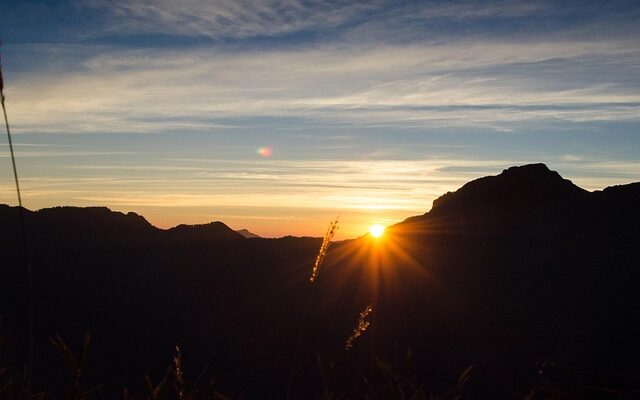 요즘 세상이 돌아가는 방식 아스트랄5090 지금 만나보세요