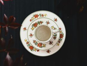 빌레로이앤보흐의 고급 도자기로 완성하는 세련된 집들이 인테리어