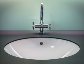 아기세면대로 안전하고 편리하게 아기 목욕과 손 씻기 완전 정복!